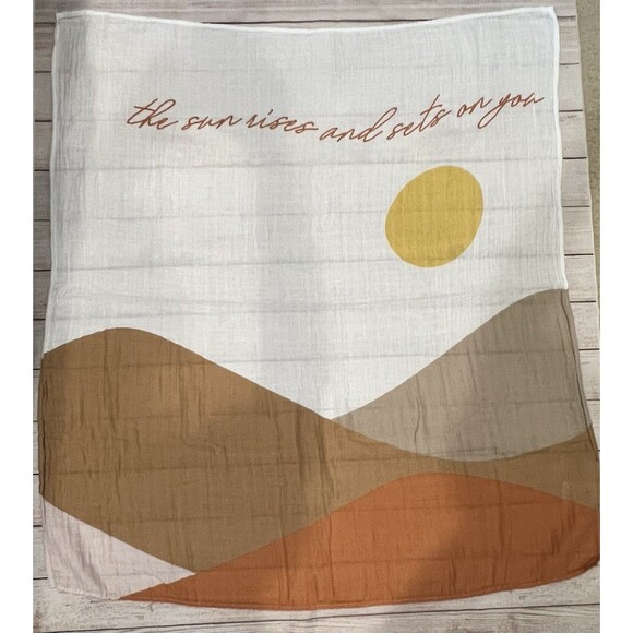 Baby’s First Year Milestone Swaddle Blanket 40in x 40 (no Cards) - Picture 2 of 3